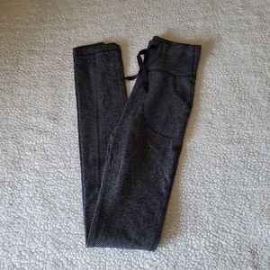 Lululemon Straight Leg Lounge w/ Pockets Size 2